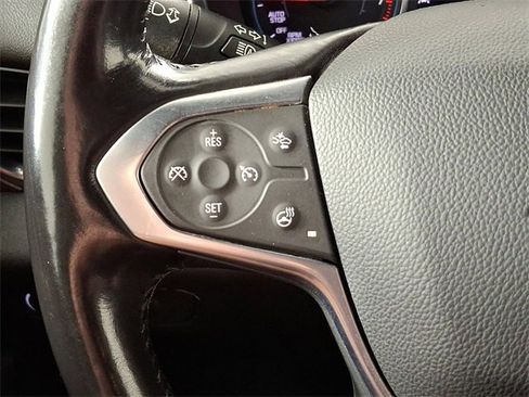 Used 2022 Chevrolet Traverse LT image 21