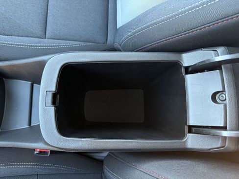 New 2026 Chevrolet Trax RS w/ Sunroof Package image 20