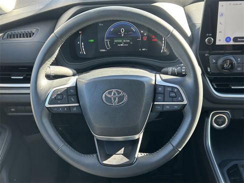 Used 2024 Toyota Grand Highlander XLE image 45