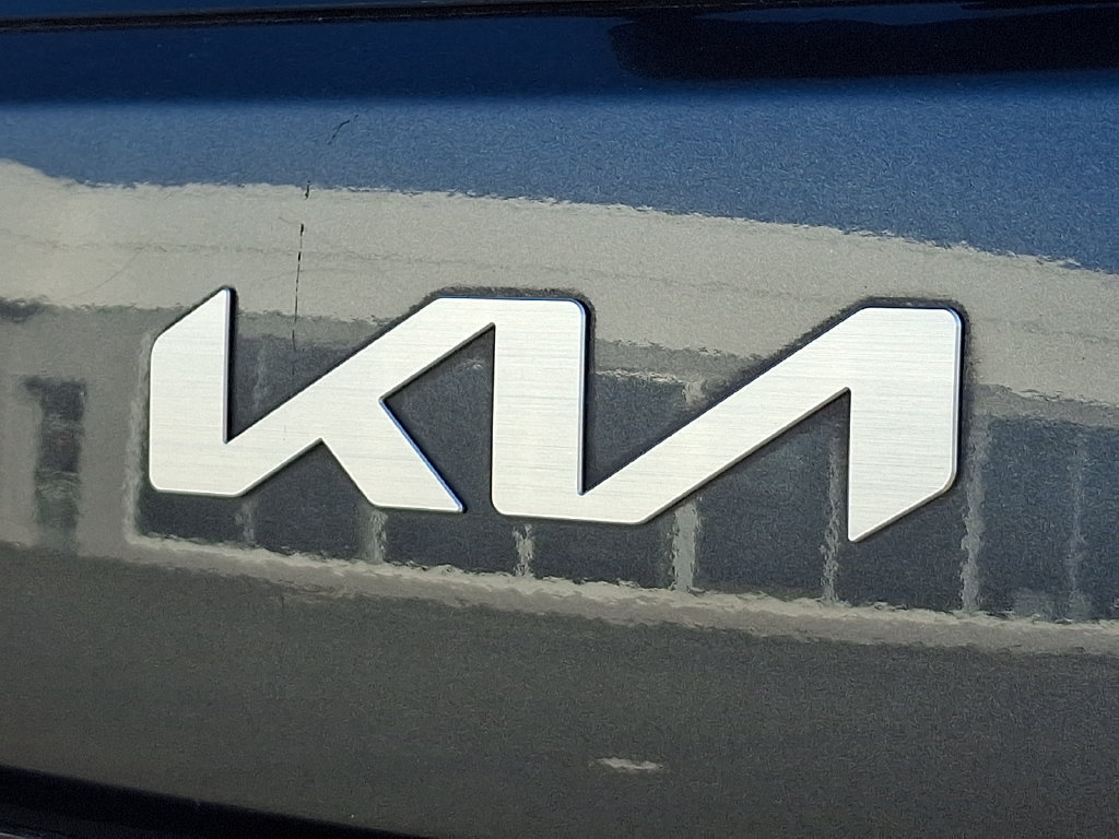 Used 2023 Kia Soul LX FWD image 28