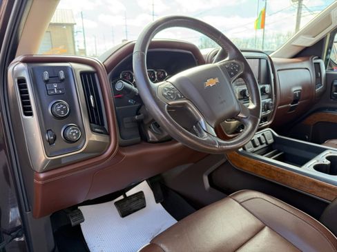 Used 2016 Chevrolet Silverado 1500 High Country w/ High Country Premium Package image 13