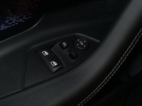 Used 2025 BMW M2 w/ Lighting Package RWD image 44