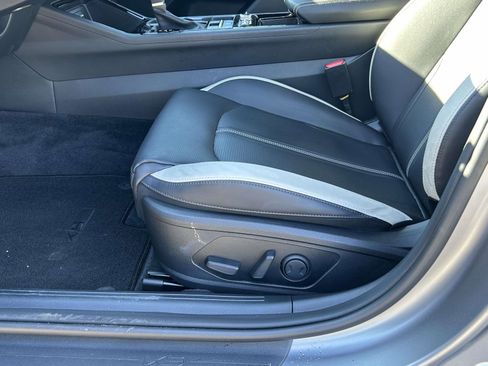 Used 2025 Kia K5 GT-Line w/ GT-Line Premium Package image 18