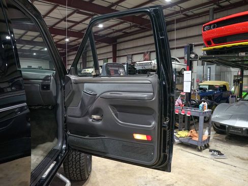 Used 1993 Ford F350 4x4 Crew Cab image 32