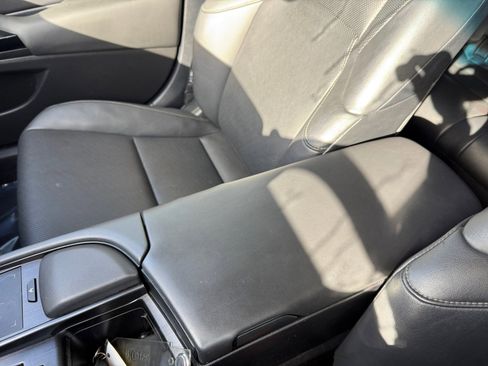 Used 2022 Lexus ES 300h w/ Premium Package image 14