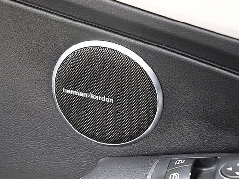 Used 2013 Mercedes-Benz SLK 250 image 50