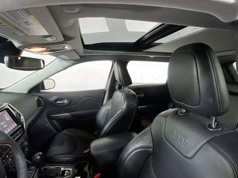 Used 2022 Jeep Cherokee Limited image 21