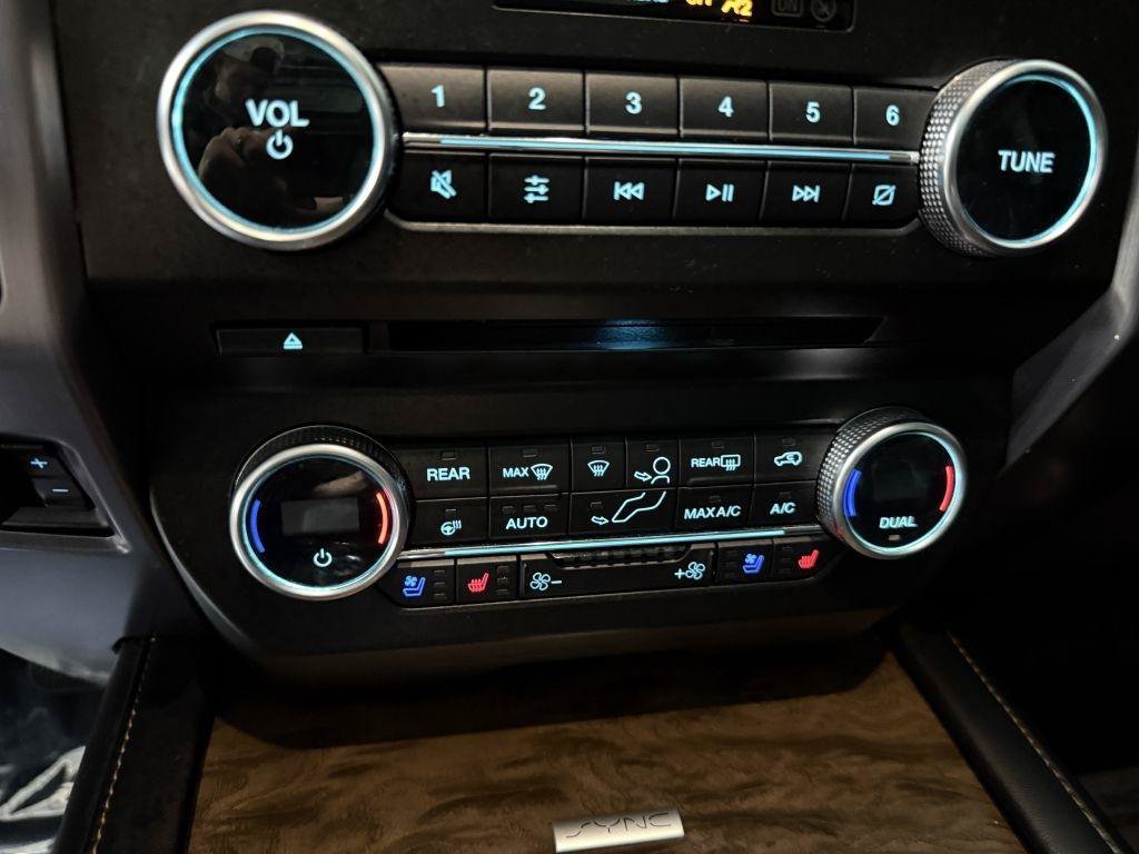Used 2019 Ford Expedition Max Platinum AWD/4WD image 25