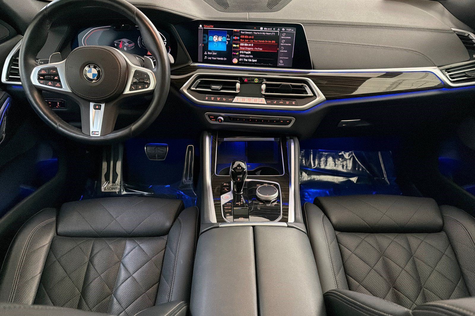 Used 2023 BMW X6 xDrive40i w/ M Sport Package AWD/4WD image 15