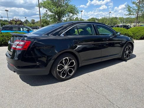 Used 2017 Ford Taurus SHO w/ Driver Assist Package AWD/4WD image 8