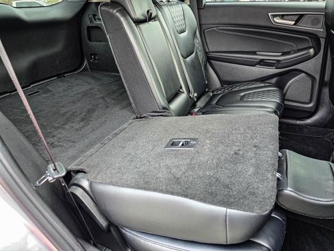 Used 2024 Ford Edge Titanium image 40