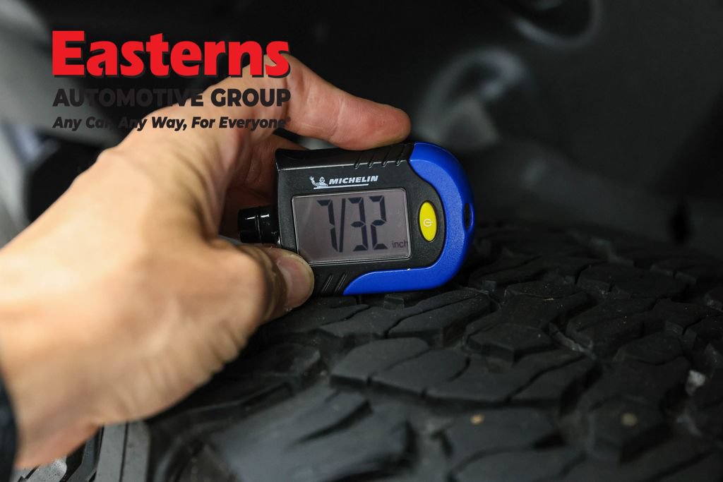 Used 2023 Jeep Wrangler Unlimited Rubicon 4xe w/ Cold Weather Group AWD/4WD image 29