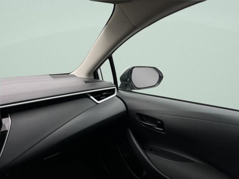 Used 2025 Toyota Corolla LE image 28