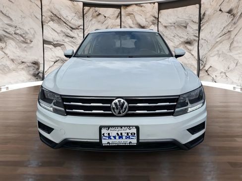 Used 2021 Volkswagen Tiguan SE image 8