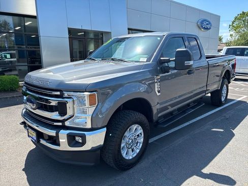 Used 2021 Ford F350 XLT w/ XLT Value Package AWD/4WD image 2