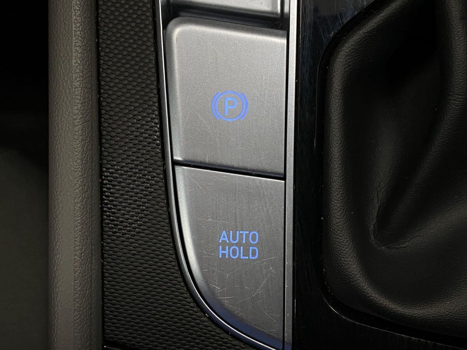 Certified 2025 Hyundai Elantra SEL FWD image 27