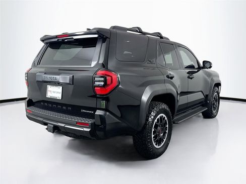 Certified 2025 Toyota 4Runner TRD Off-Road Premium AWD/4WD image 2