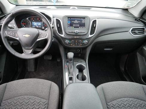 Used 2024 Chevrolet Equinox LT image 10