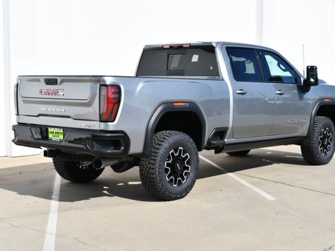 New 2026 GMC Sierra 2500 AT4X image 5