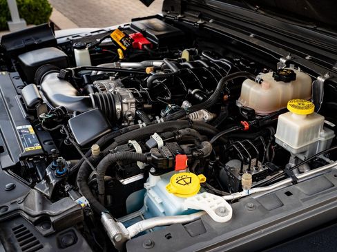 Used 2022 Jeep Gladiator Rubicon w/ LED Lighting Group image 35