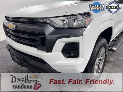Used 2024 Chevrolet Colorado LT w/ LT Convenience Package II image 11