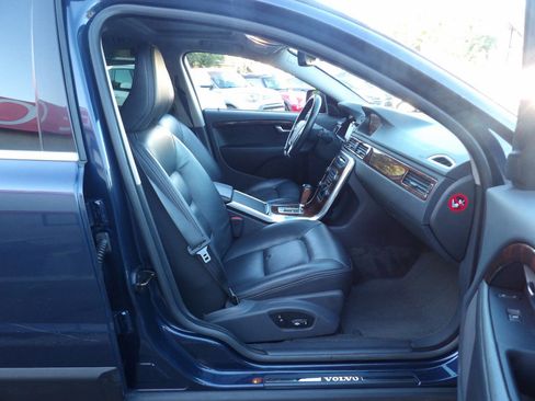 Used 2012 Volvo XC70 T6 AWD/4WD image 5
