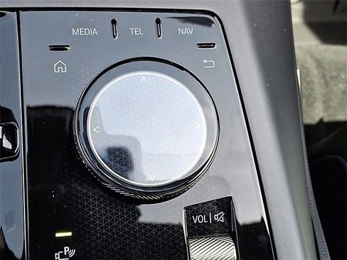 Certified 2025 BMW X3 xDrive30i w/ Premium Package image 15