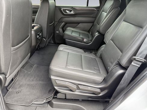 Used 2023 Chevrolet Tahoe Z71 w/ Luxury Package AWD/4WD image 17