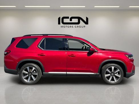 Used 2024 Honda Pilot Elite image 6