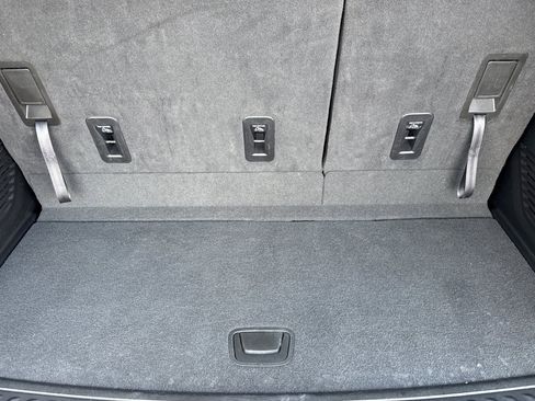 Used 2024 Chevrolet Tahoe LT image 17