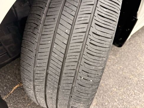 Certified 2021 Nissan Altima 2.5 Platinum image 10