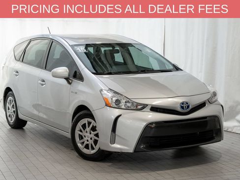 Used 2015 Toyota Prius V Three FWD image 1