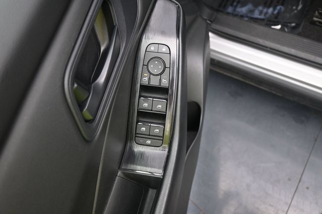 Used 2024 Nissan Rogue S AWD/4WD image 12