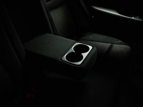 Used 2024 Nissan Rogue SV FWD image 13