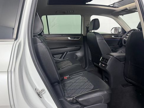 Used 2024 Volkswagen Atlas SEL Premium R-Line AWD/4WD image 28