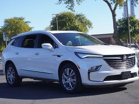 Certified 2022 Buick Enclave Premium w/ Surround and Sites Package image 4