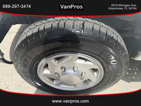 Used 2013 Ford E-350 and Econoline 350 XLT RWD image 17