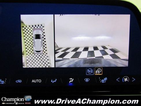 Certified 2025 Chevrolet Equinox EV RS image 8