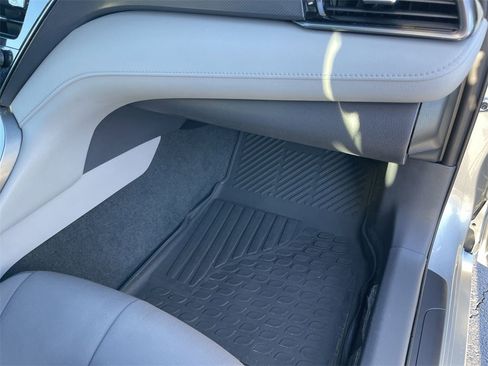 Used 2023 Toyota Camry LE image 30