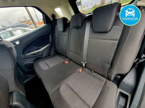 Used 2018 Ford EcoSport SE image 8