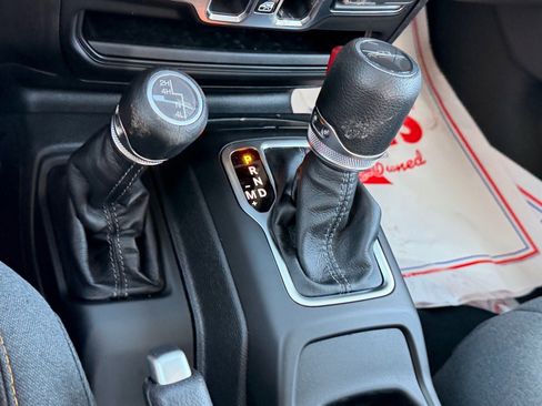 New 2026 Jeep Gladiator Sport AWD/4WD image 17