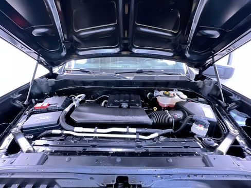 Used 2021 Chevrolet Silverado 1500 Custom AWD/4WD image 11