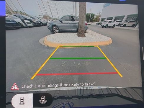 New 2026 Volkswagen Tiguan SE image 22