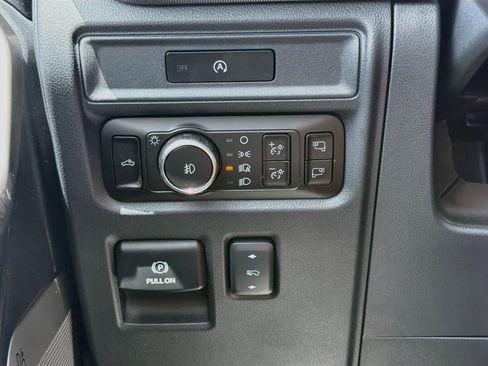 Used 2025 Ford F150 Lariat w/ Equipment Group 501A Mid AWD/4WD image 33