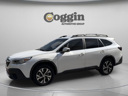 Used 2021 Subaru Outback Limited XT image 1