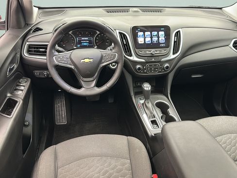 Used 2018 Chevrolet Equinox LT w/ Sun & Infotainment Package AWD/4WD image 11