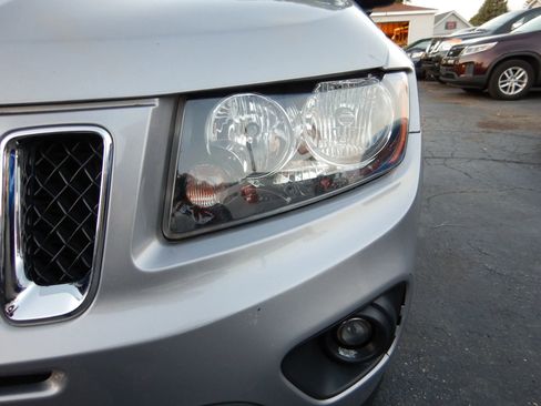 Used 2016 Jeep Compass Sport w/ Power Value Group image 23