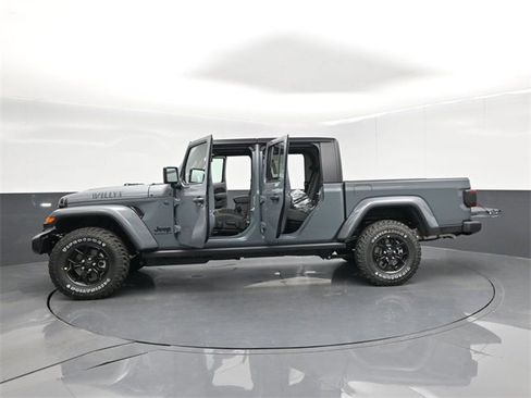 New 2026 Jeep Gladiator Willys image 60