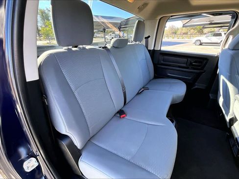 Used 2017 RAM 1500 Express image 19