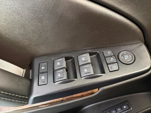 Used 2019 Chevrolet Tahoe LT AWD/4WD image 13